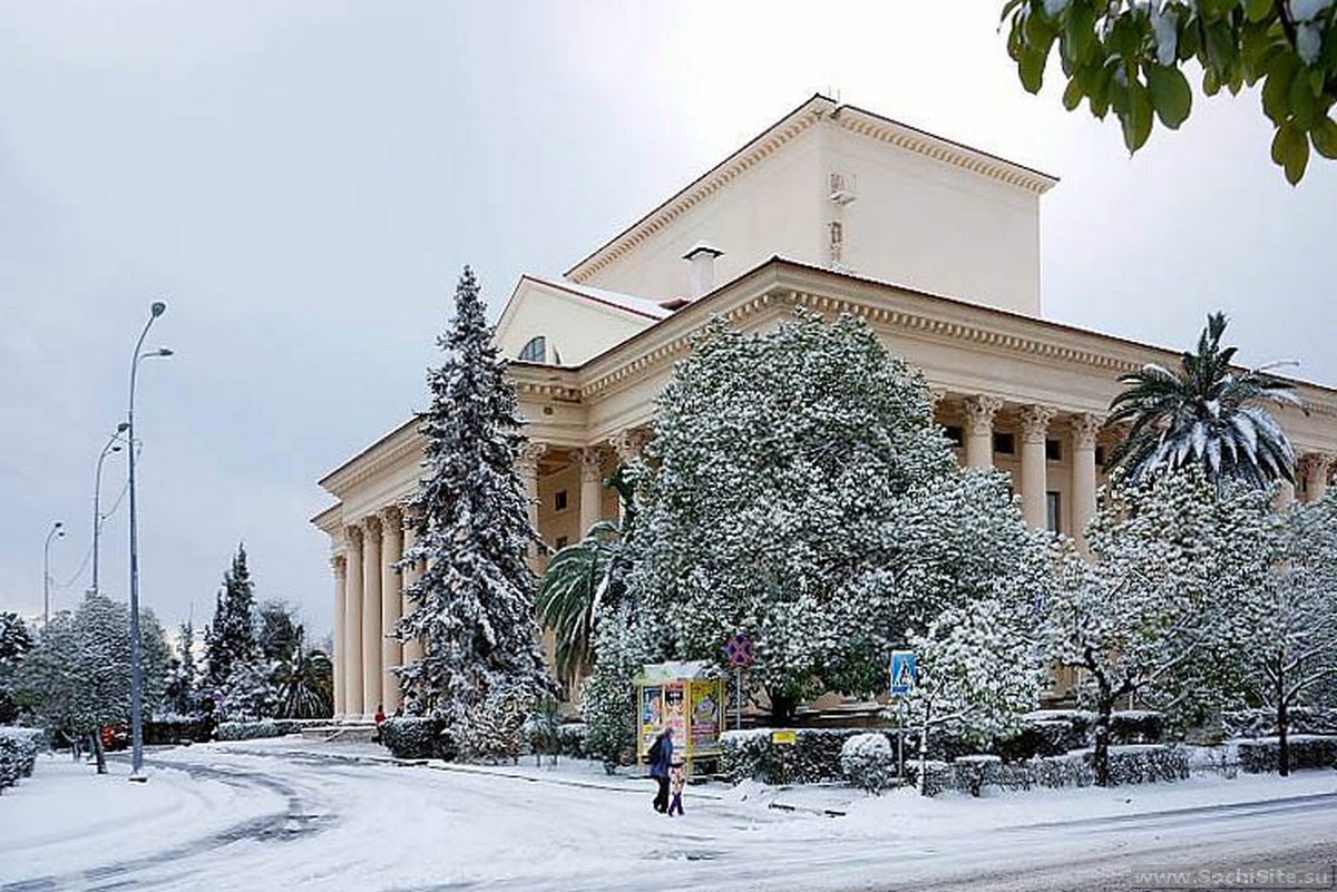 Зимний театр в сочи фото