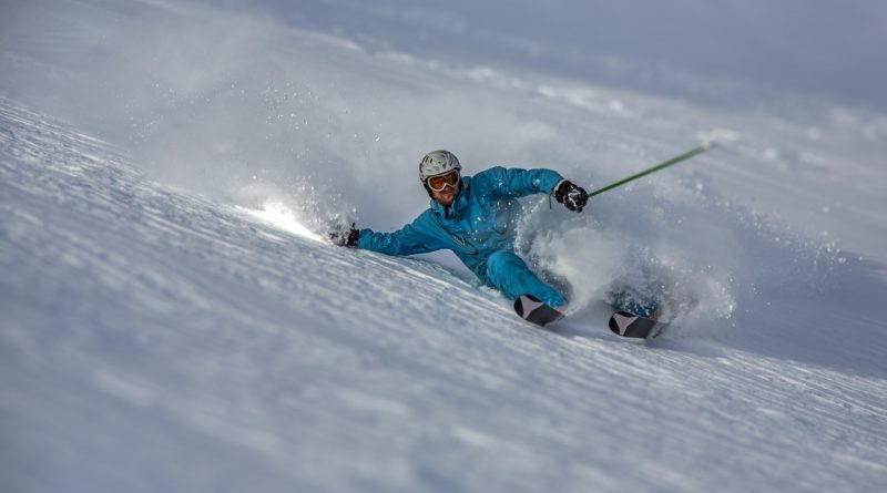 Горные лыжи на Роза Хутор